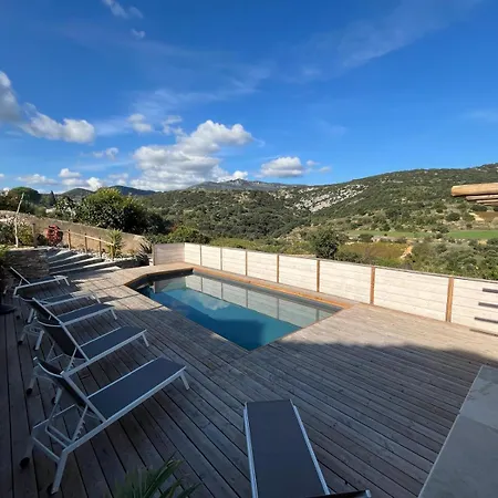 Aigues Vives - Les Jardins Feriehus *