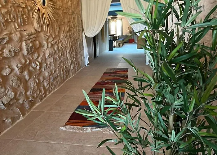 Aigues Vives - Les Jardins Casa vacanze Montpeyroux (Herault)